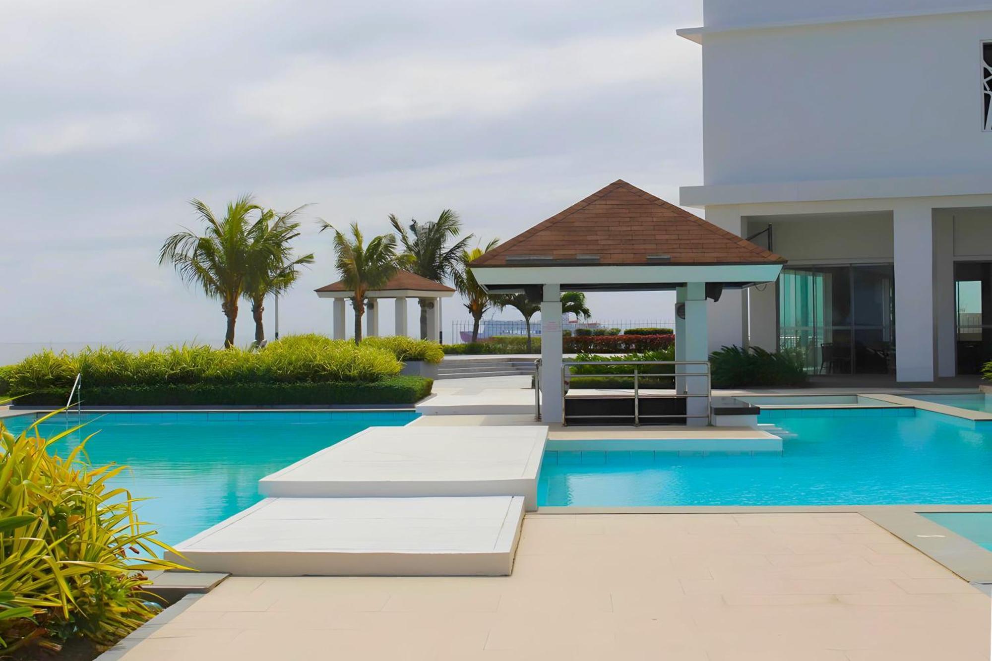 Arterra Seaview Resort มักตัน ภายนอก รูปภาพ